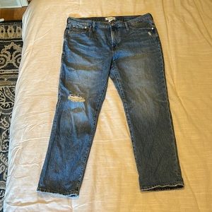 Madewell 32 mid rise perfect jean. Size 32